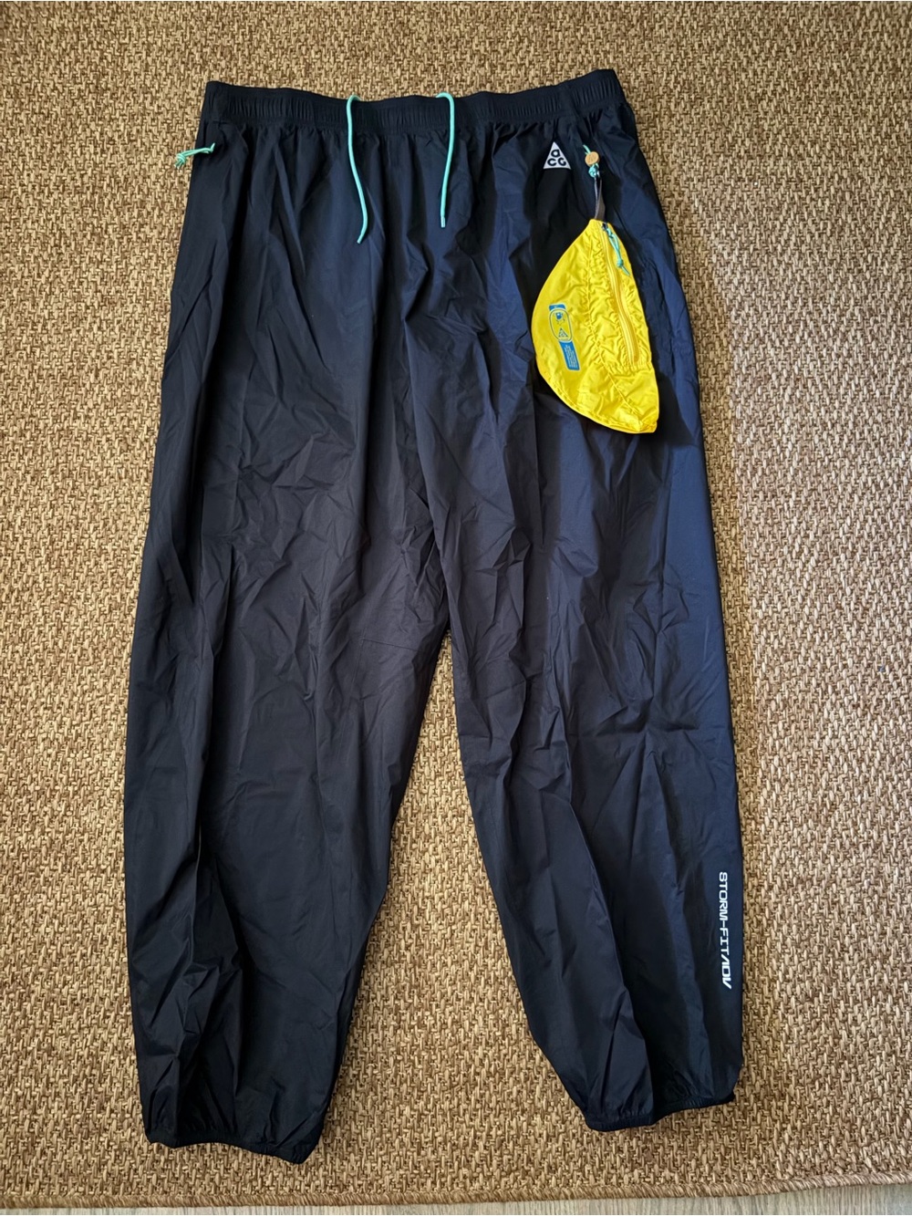 Nike ACG Trail Snacks Storm-FIT ADV Black Pants Men’s Size XL FQ3064-010